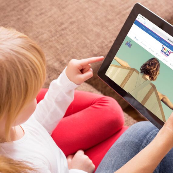 Corsi di Inglese Online per Adulti e Bambini - Play With Gaby